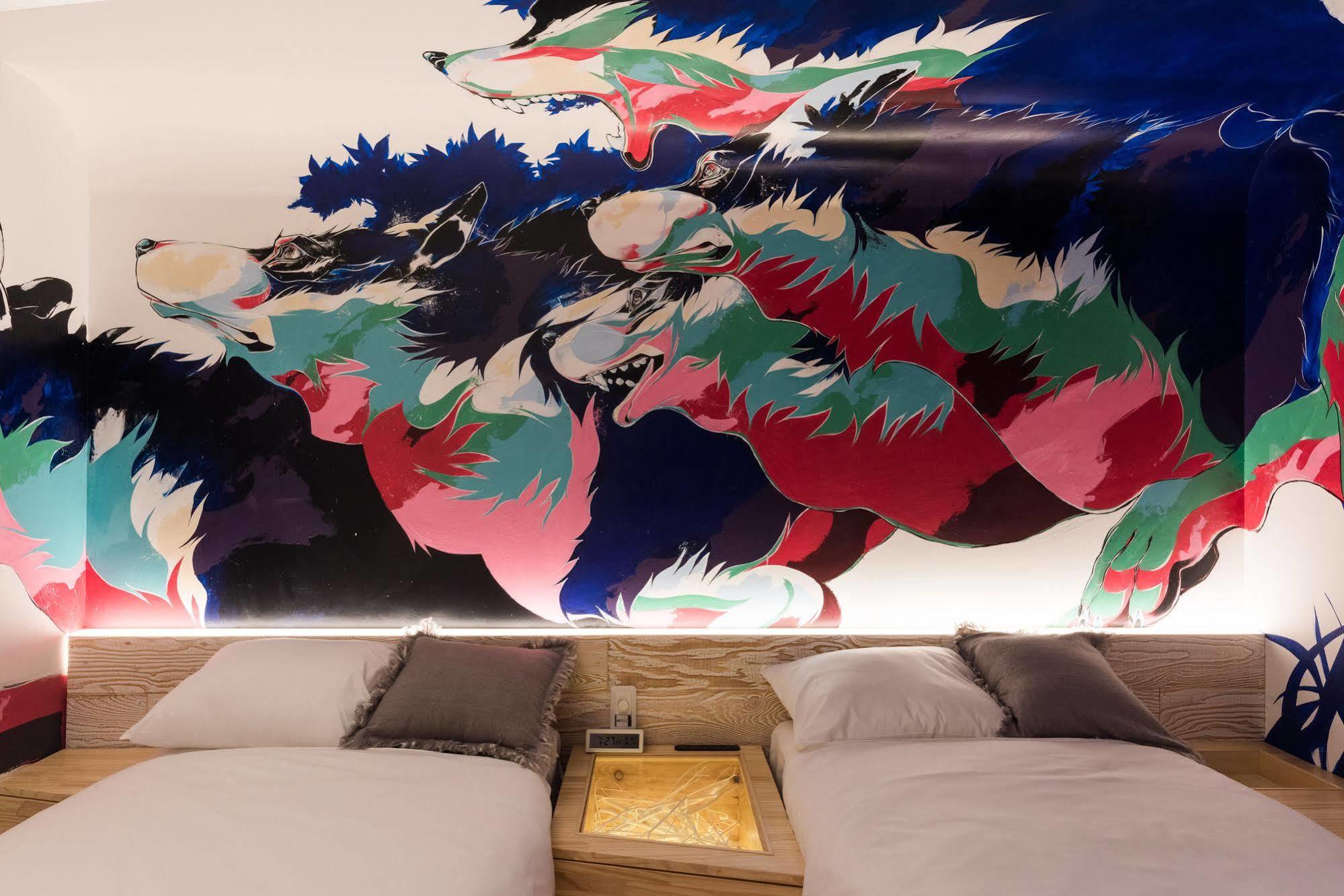 Artist - Bna Koenji Tokio